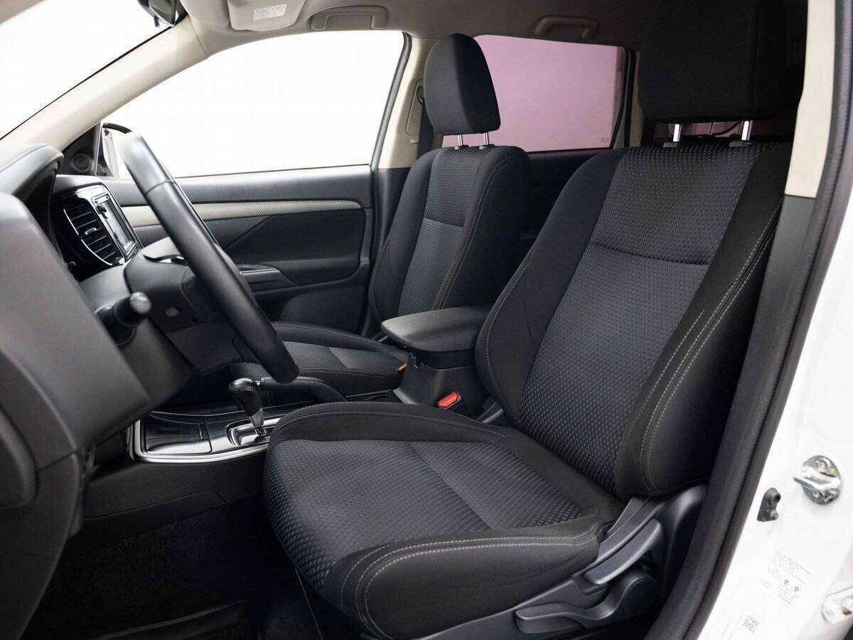 Mitsubishi Outlander, 2017 Фото №8