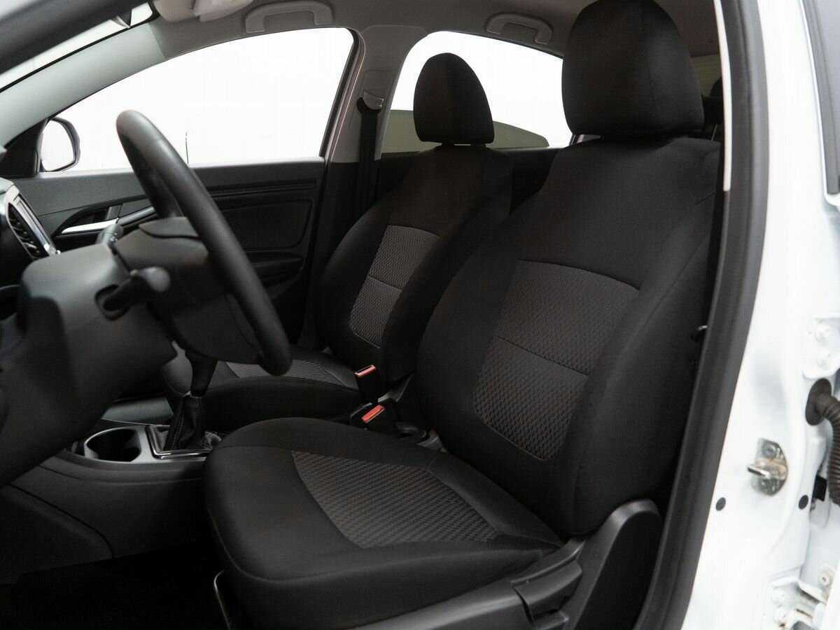 Lada (ВАЗ) Vesta, 2021 Фото №6