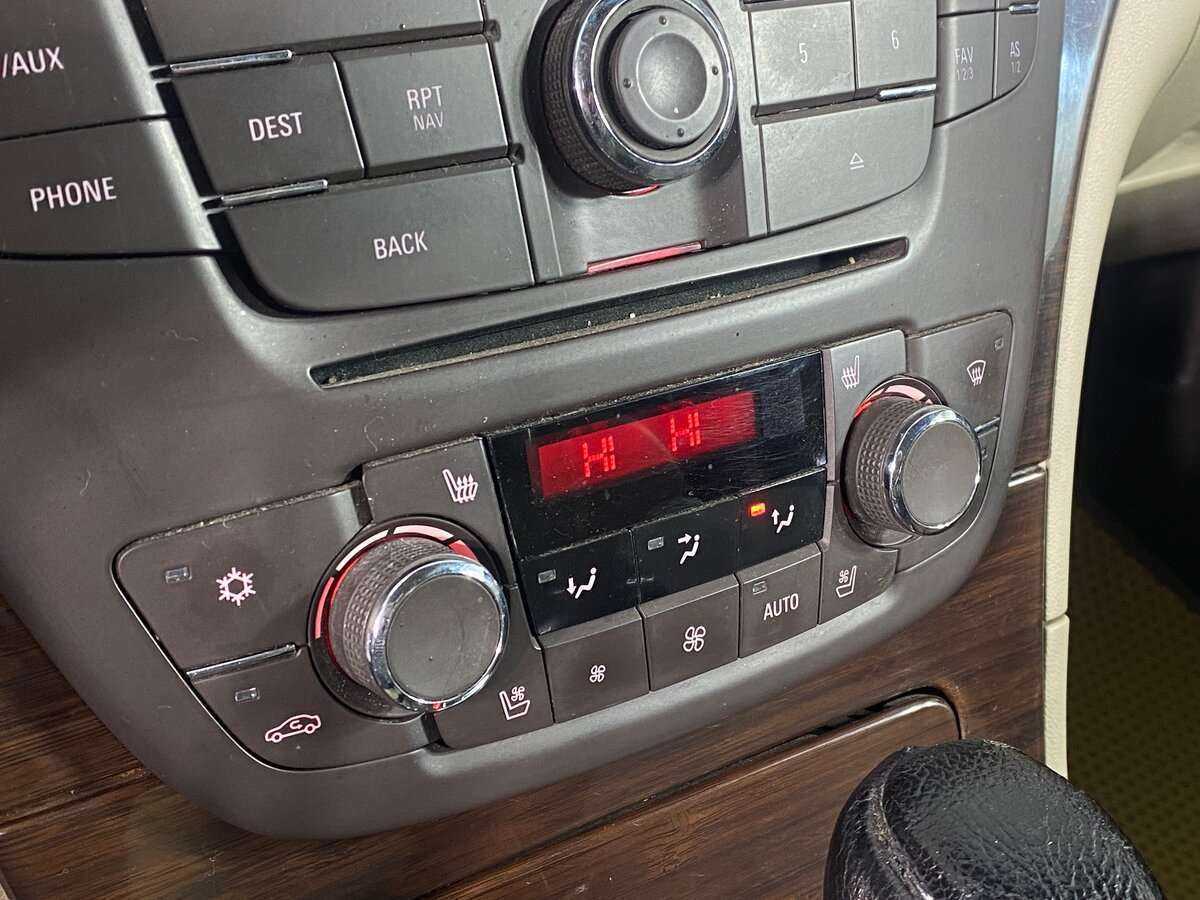 Opel Insignia, 2013 Фото №15