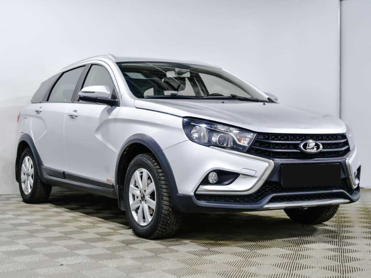 Lada (ВАЗ) Vesta SW, 2021 Фото №3