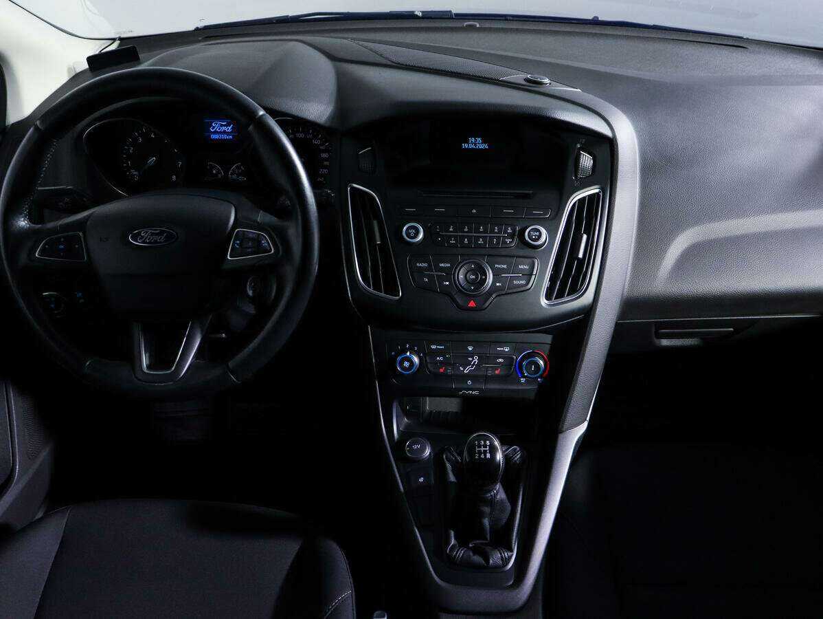 Ford Focus, 2016 Фото №11