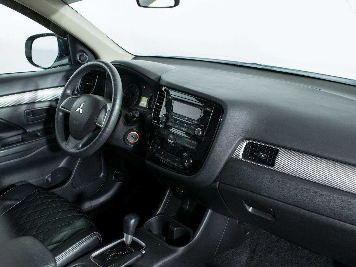 Mitsubishi Outlander, 2014 Фото №7