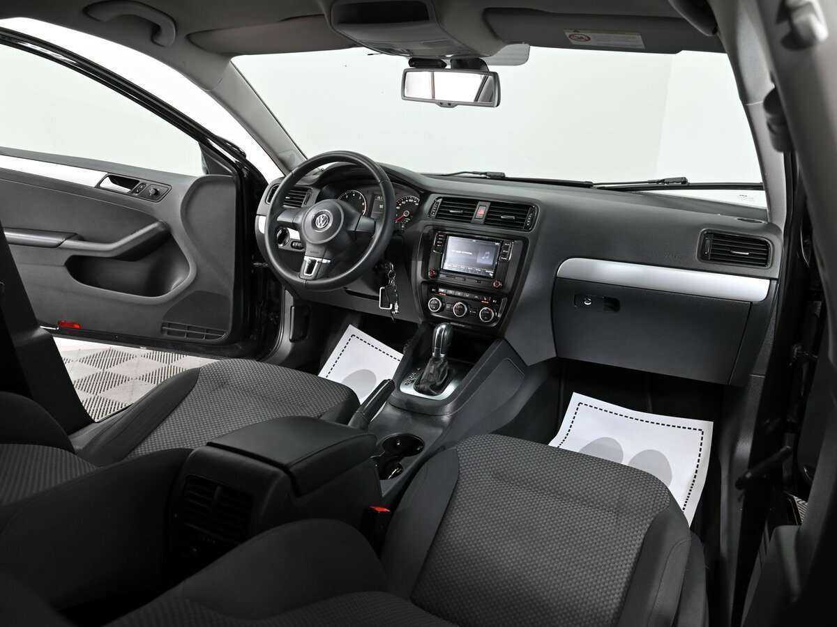 Volkswagen Jetta, 2012 Фото №5