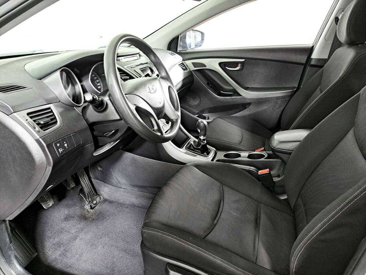 Hyundai Elantra, 2015 Фото №16