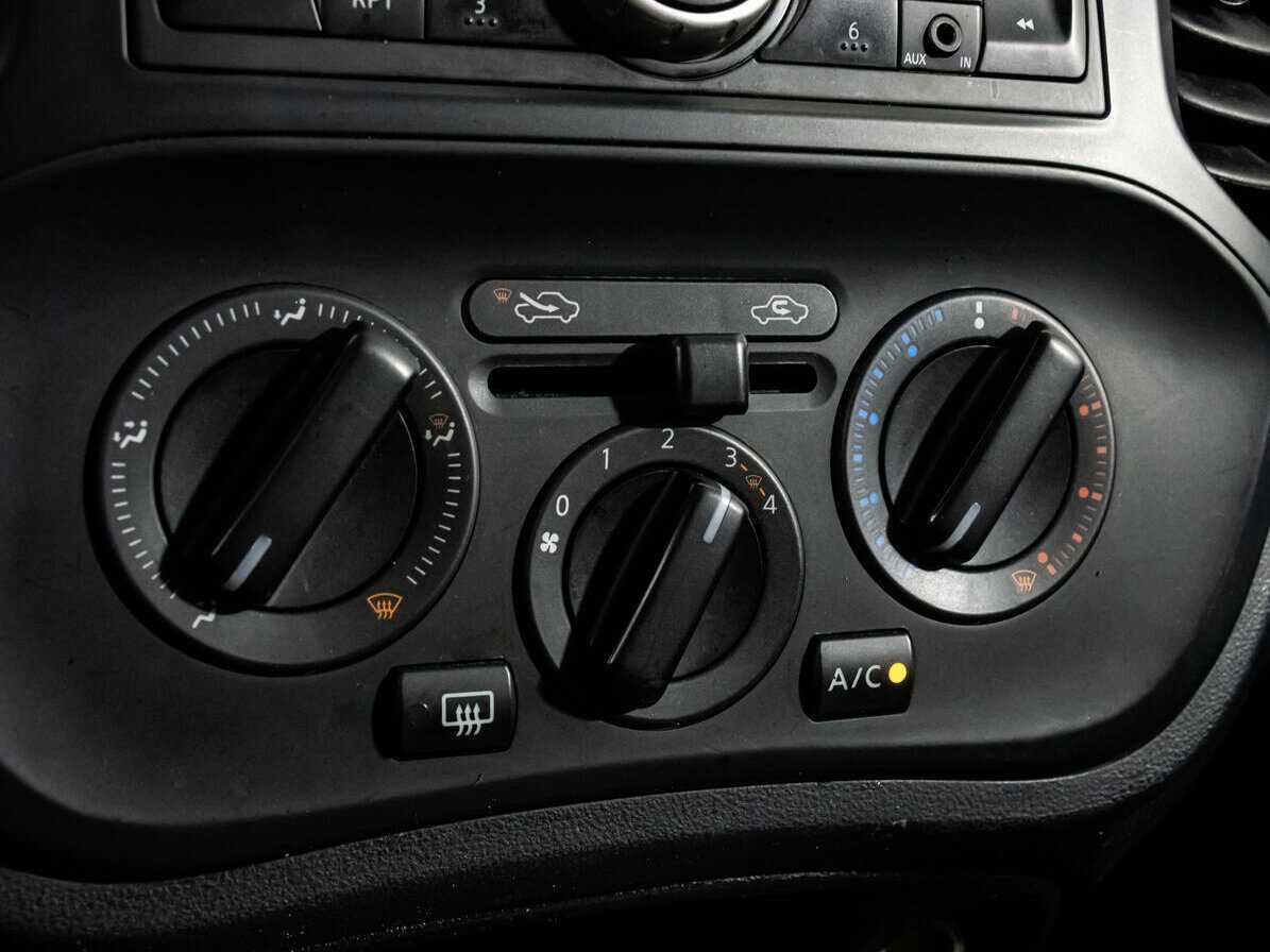 Nissan Juke, 2014 Фото №15