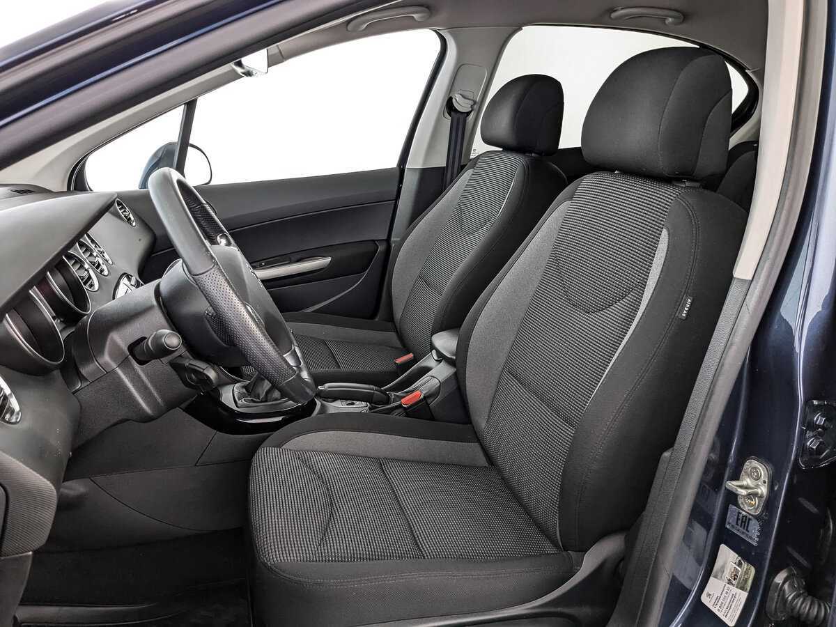 Peugeot 408, 2020 Фото №16