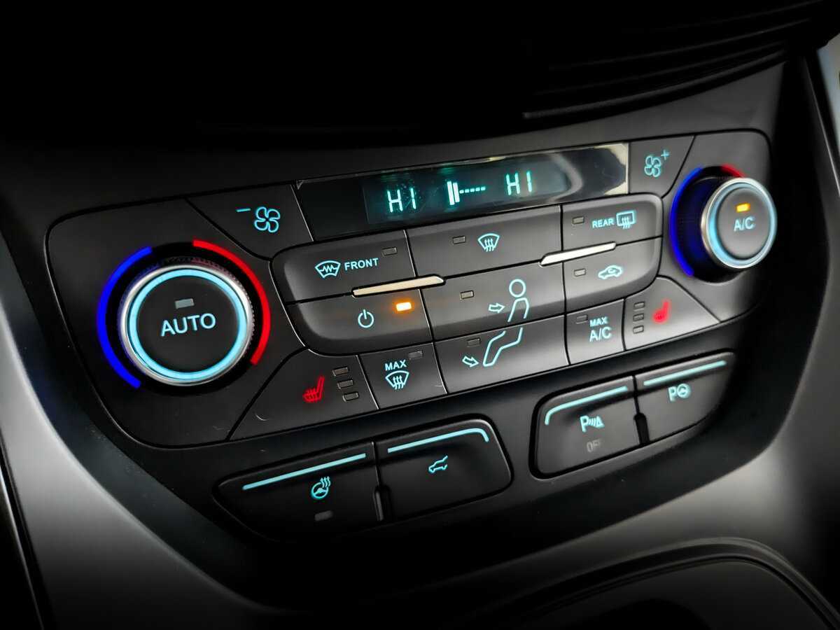 Ford Kuga, 2017 Фото №23