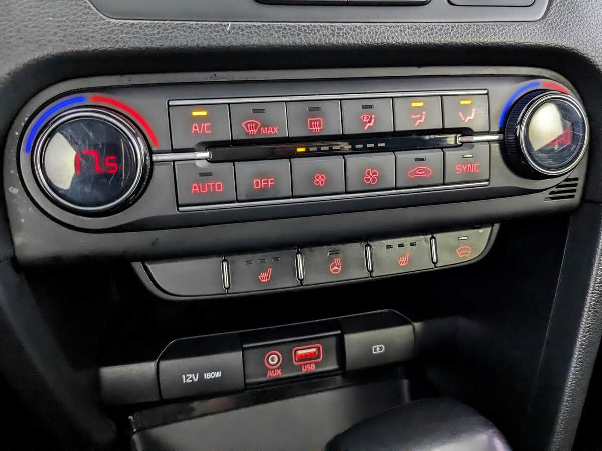 Kia Ceed, 2018 Фото №21