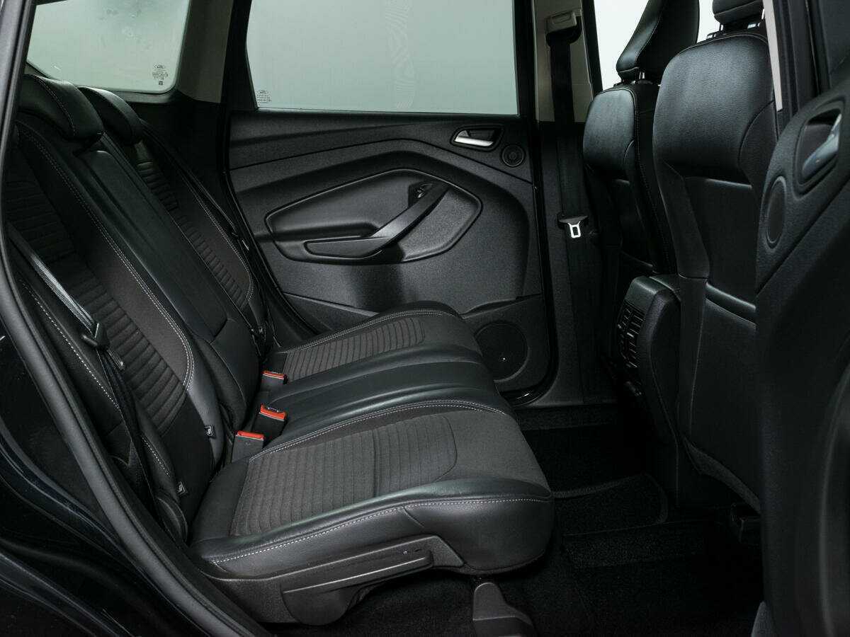 Ford Kuga, 2017 Фото №14