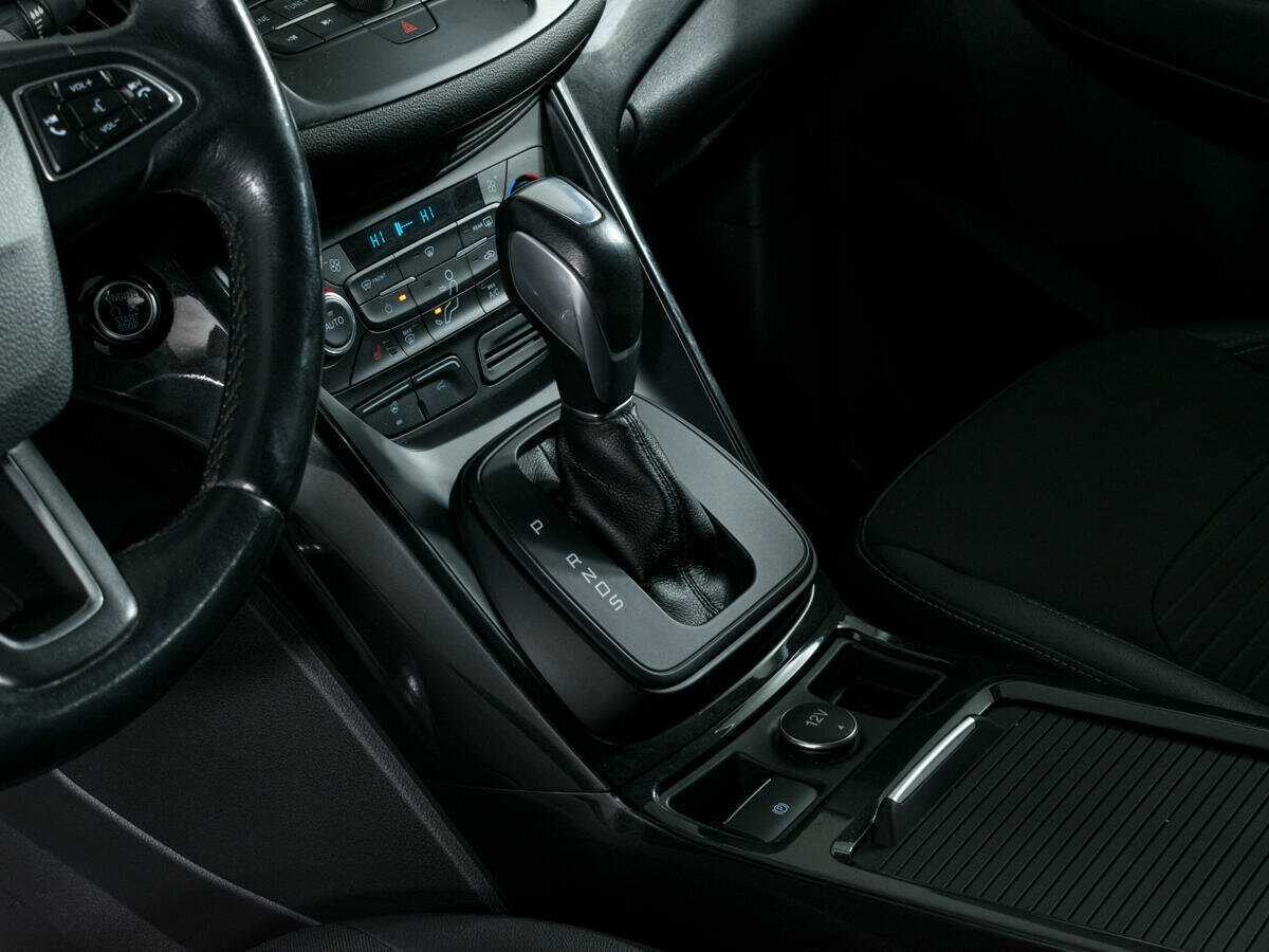 Ford Kuga, 2017 Фото №17