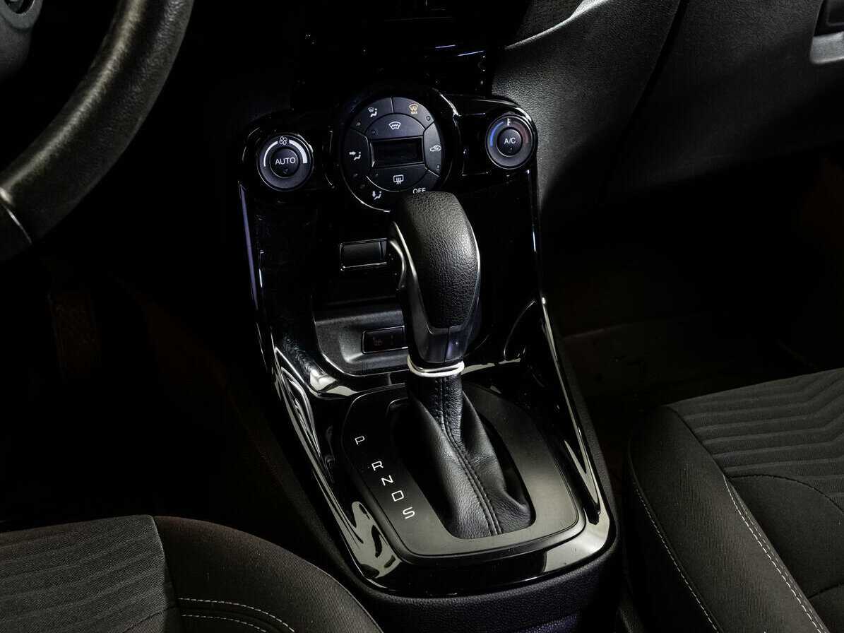 Ford Fiesta, 2017 Фото №10