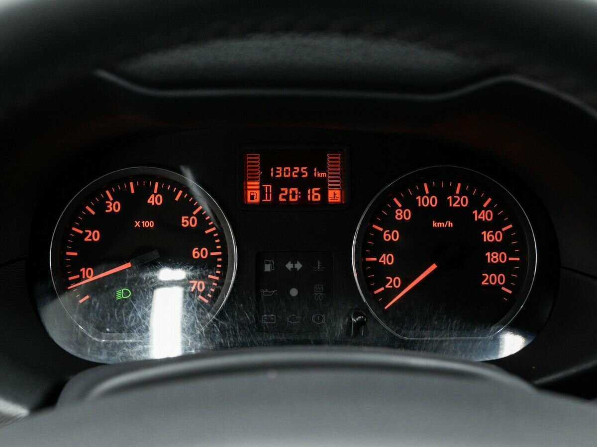 Nissan Terrano, 2015 Фото №20