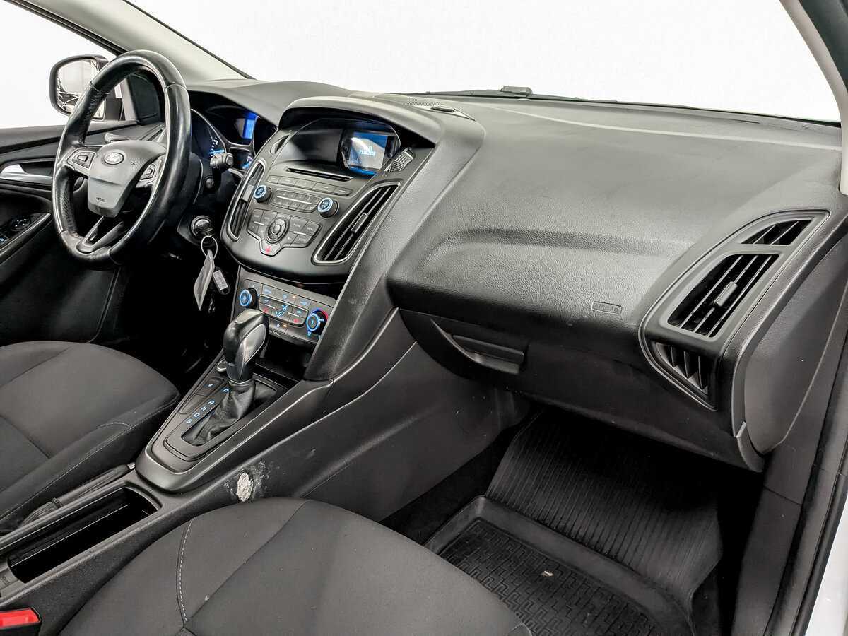 Ford Focus, 2018 Фото №11