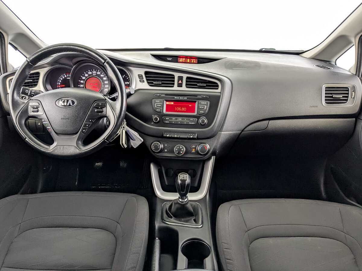 Kia Ceed, 2014 Фото №14