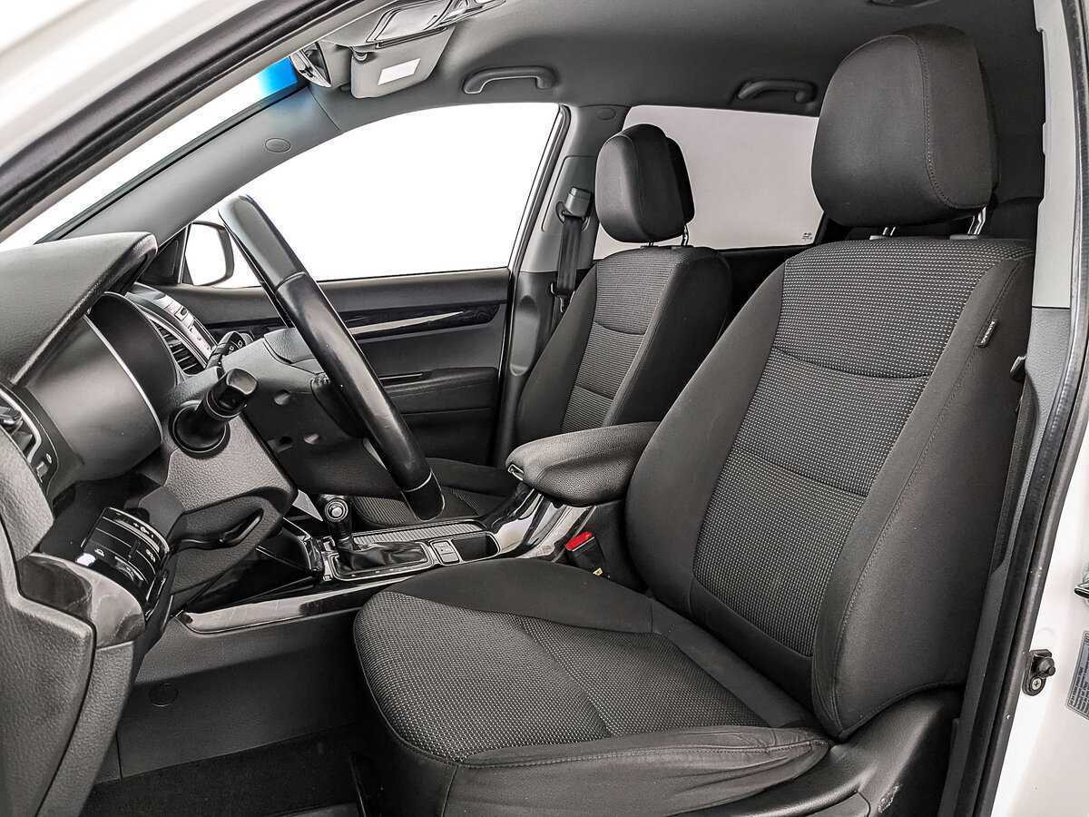 Kia Sorento, 2018 Фото №20