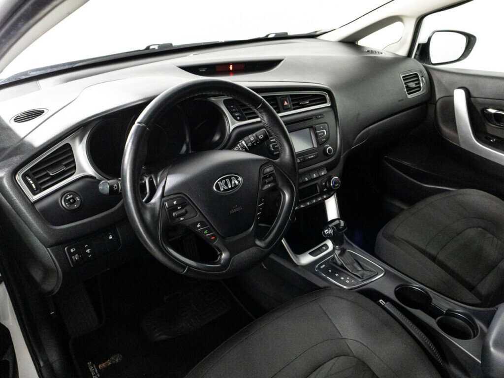 Kia Ceed, 2018 Фото №11