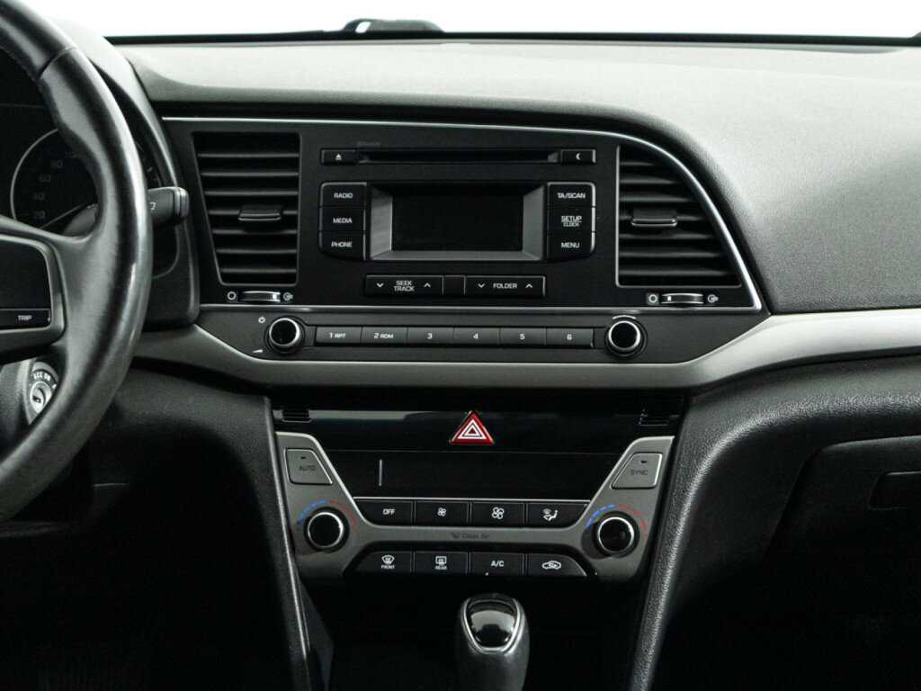 Hyundai Elantra, 2017 Фото №14