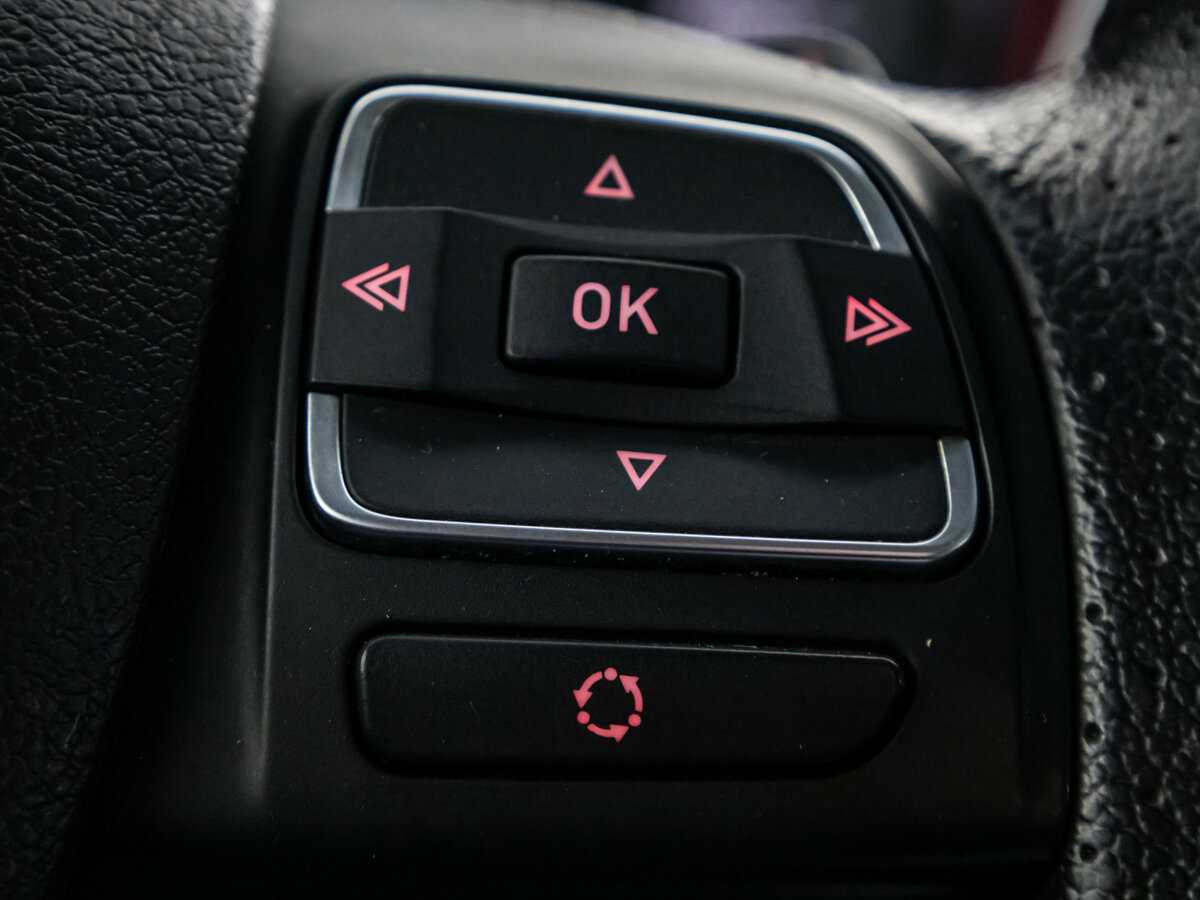 SEAT Leon, 2012 Фото №12