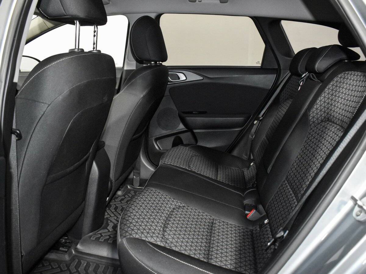 Kia Ceed, 2019 Фото №11