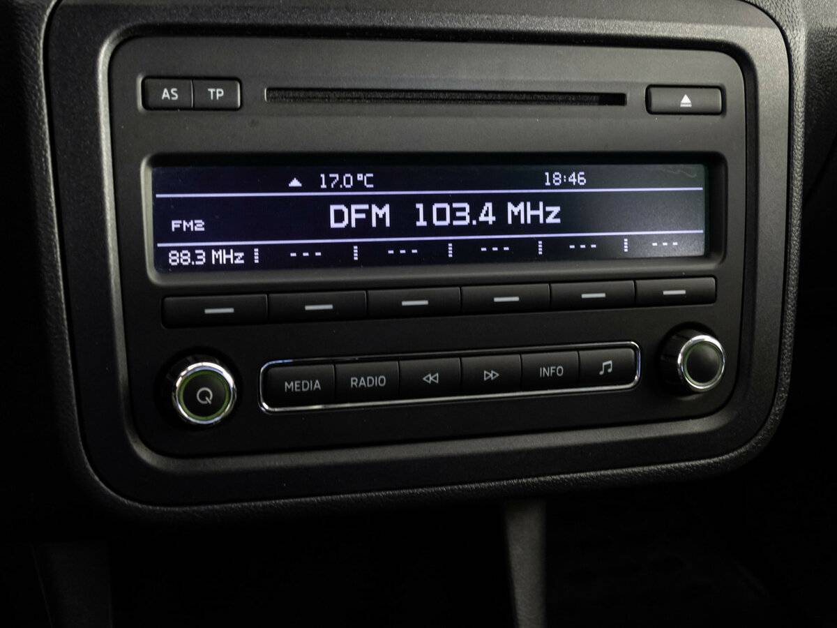 Skoda Fabia, 2013 Фото №17