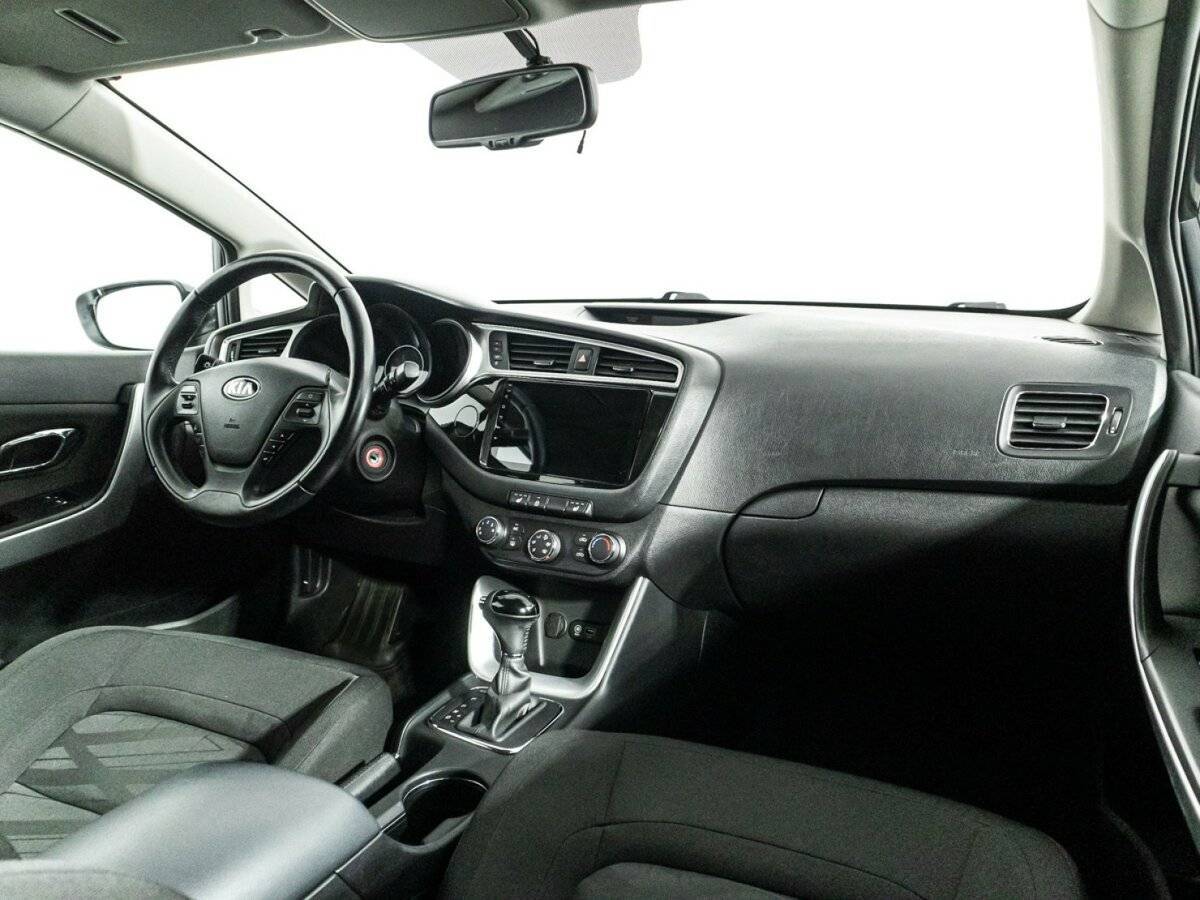 Kia Ceed, 2015 Фото №9