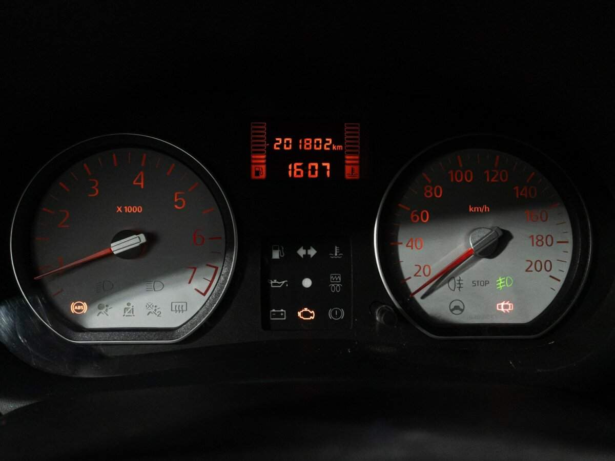 Renault Logan, 2012 Фото №12