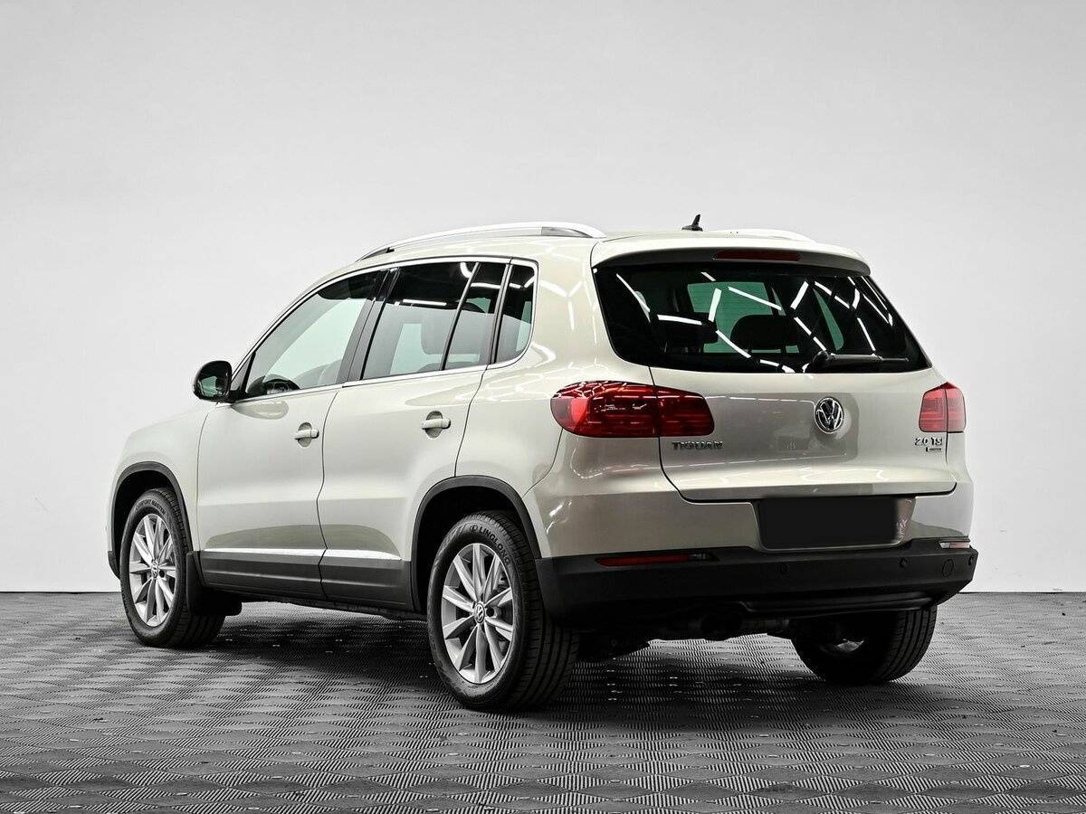 Volkswagen Tiguan, 2012 Фото №3