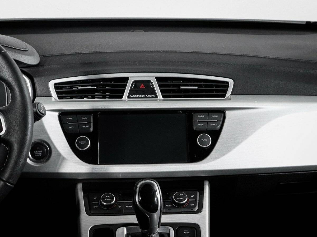 Geely Atlas, 2021 Фото №13