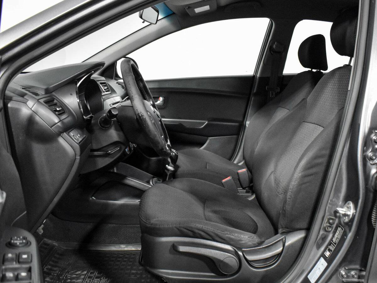 Kia Rio, 2016 Фото №10