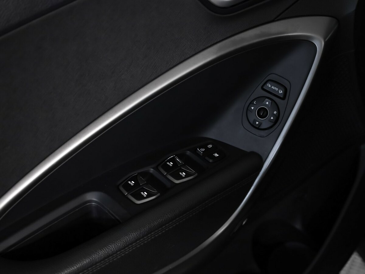 Hyundai Santa Fe III Рестайлинг, 2016 Фото №13