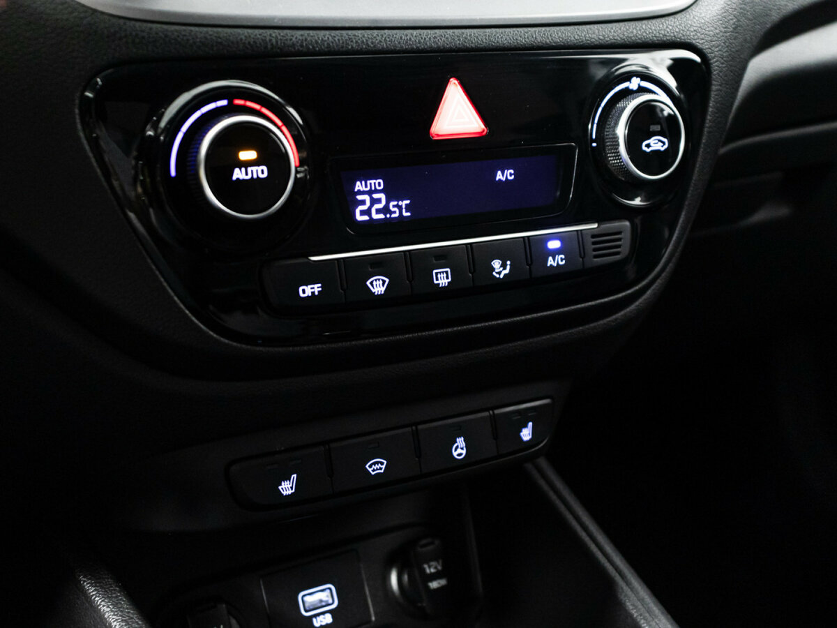 Hyundai Solaris II, 2019 Фото №16