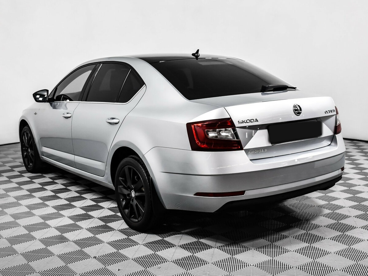 Skoda Octavia III (A7) Рестайлинг, 2020 Фото №7