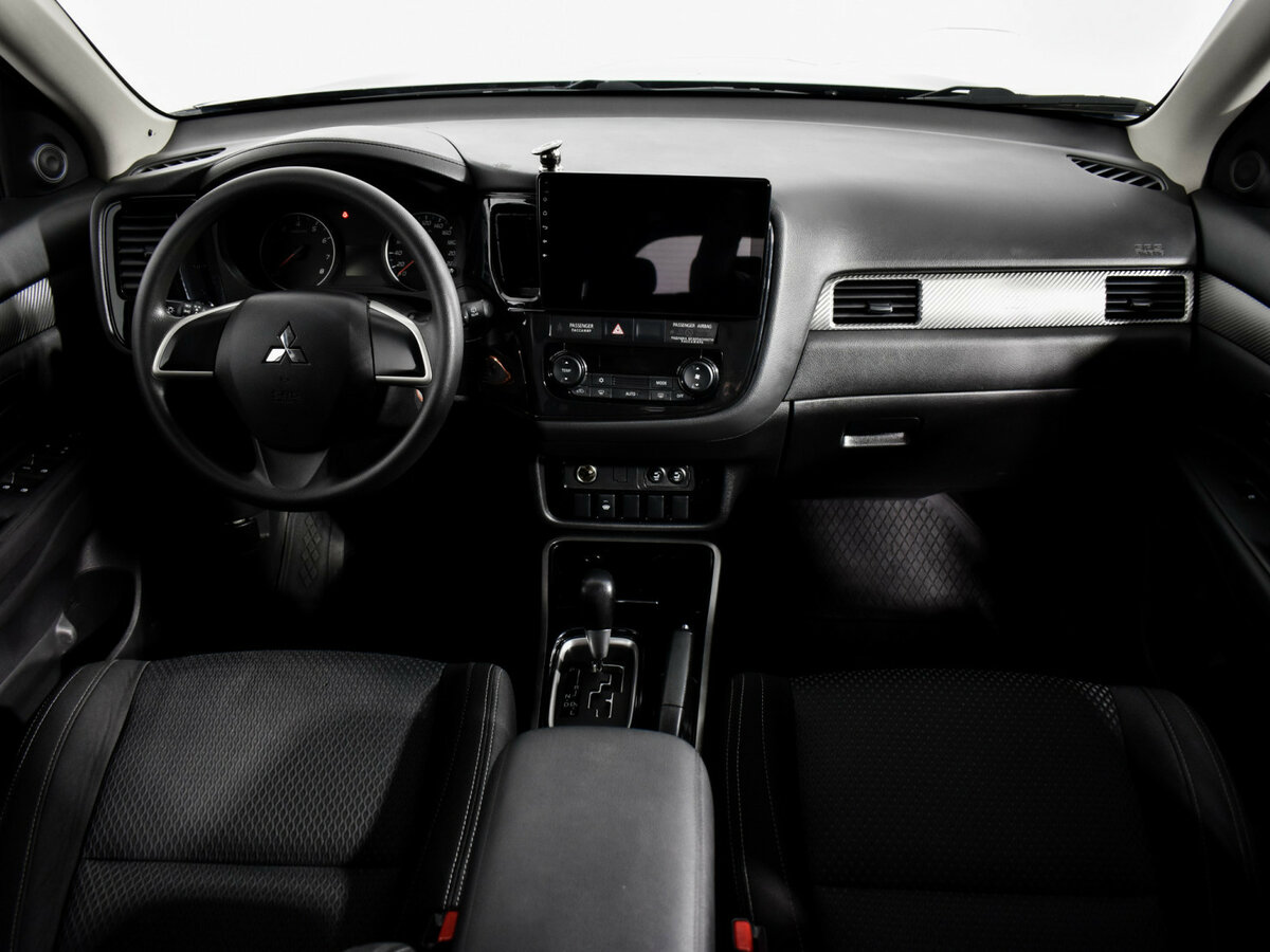 Mitsubishi Outlander III Рестайлинг 2, 2018 Фото №11