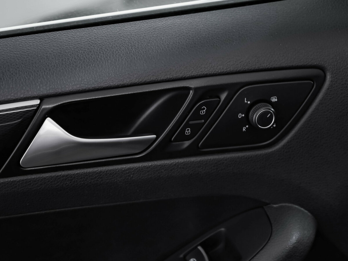 Volkswagen Jetta VI Рестайлинг, 2017 Фото №23