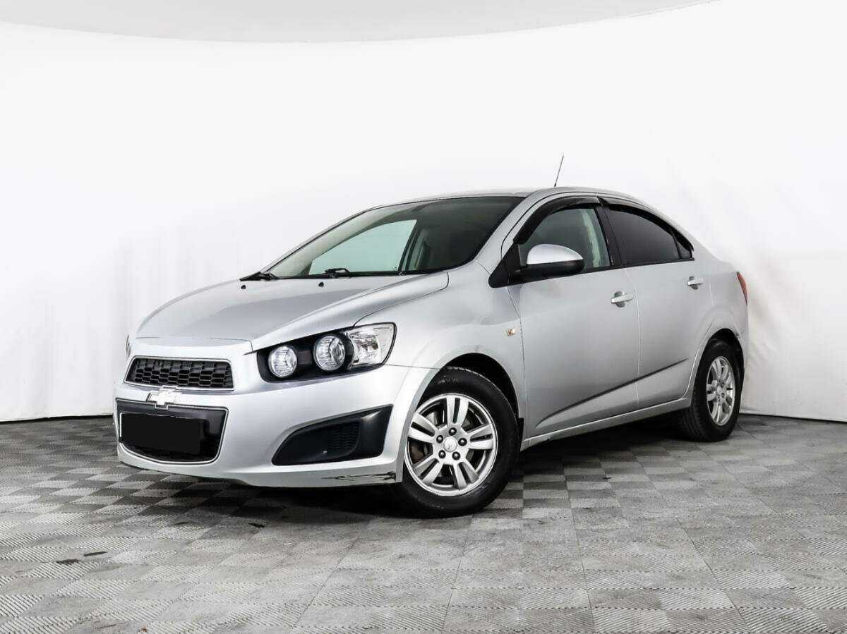 Chevrolet Aveo, 2013 Фото №1